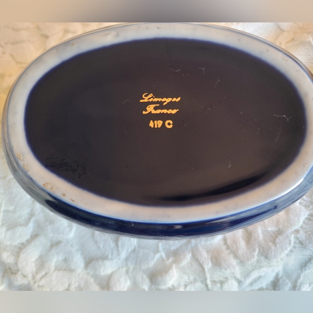 Vintage Limoges France 22-Karat Gold Trinket Box in Cobalt‎ Blue Pre 1930 Signed - Picture 6 of 14